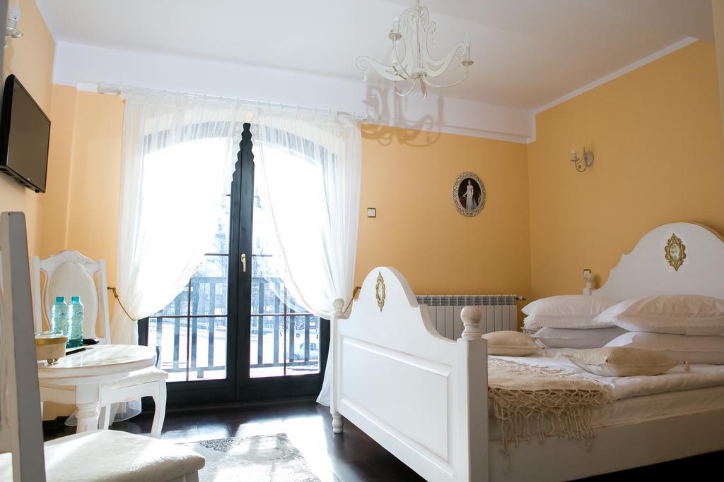 Villa Luisenthal Conac à Fundu Moldovei Extérieur photo
